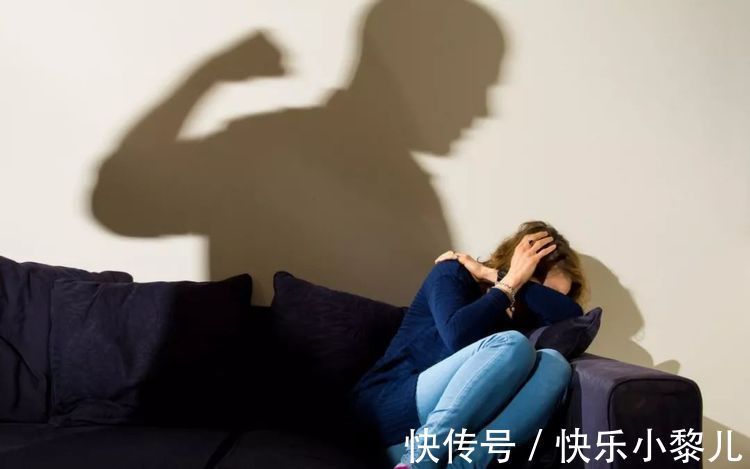 阳台上|孩子不打不成才,特别是这些行为,现在心软放纵,将来要花大代价