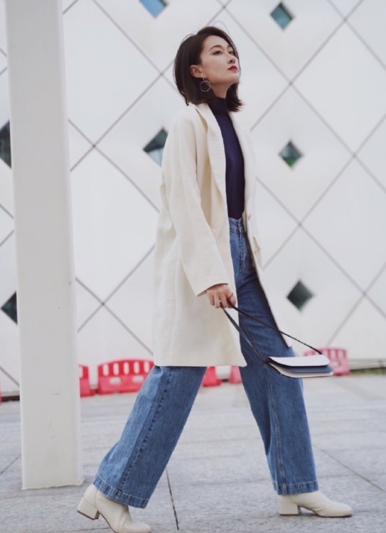 紧身裤 穿来穿去,还是更爱“阔腿裤”,遮肉显瘦又百搭,咋穿都好看