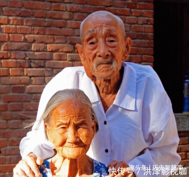 我国最长寿夫妻！两人年龄和超220岁，对外揭开自己的长寿秘诀