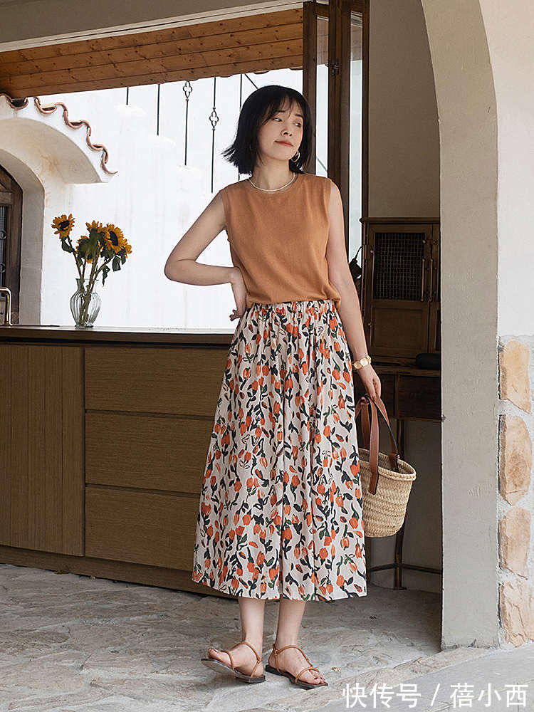 高级感|初秋只需这3件单品就够了:针织衫、半身裙、衬衫,打造高级感