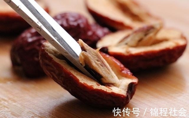从入伏到出伏，要常吃生姜和红枣，教你1个简单做法，顺利度夏
