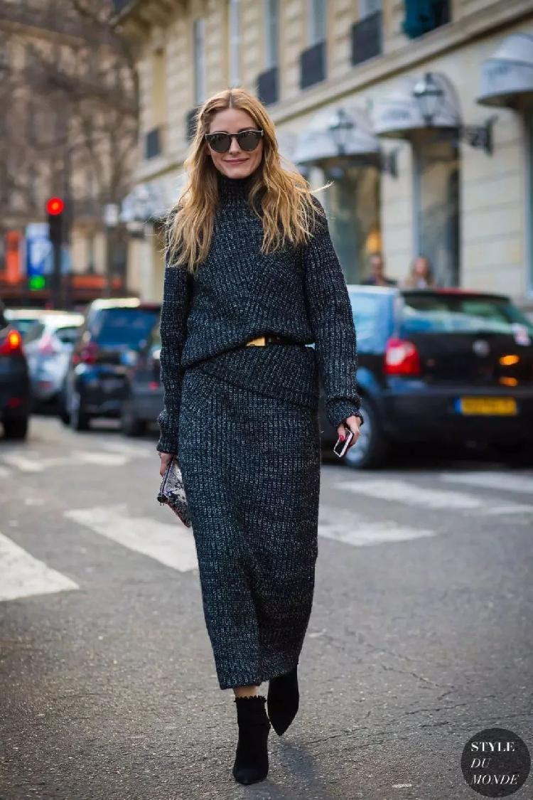 百褶裙|大毛衣+裙子, 才是2020秋冬最时髦的打开方式!