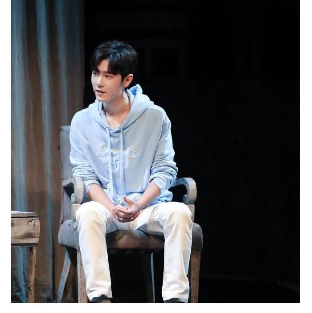 取关|七月最受欢迎艺人总榜出炉，肖战最耀眼，观众：小遗憾，期待更多