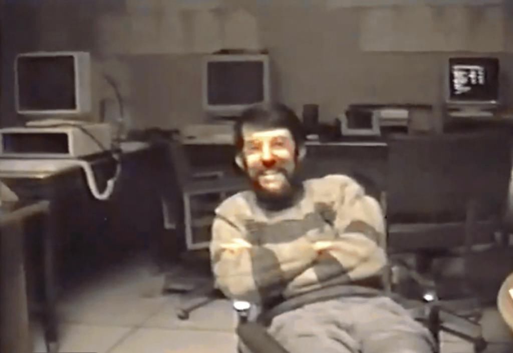 y1993珍贵录像:32岁的LeCun向世界亲自展示了首个CNN