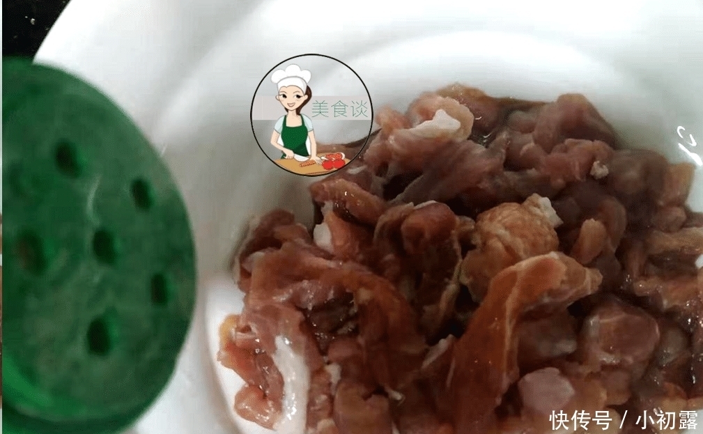 女人都爱的下饭菜,配它一起炒,不仅更鲜香,润肠道,多吃还美容