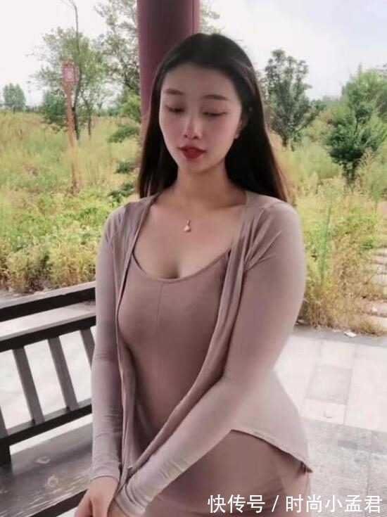 衣服 女性衣服风格搭配好，才能体现你的气质