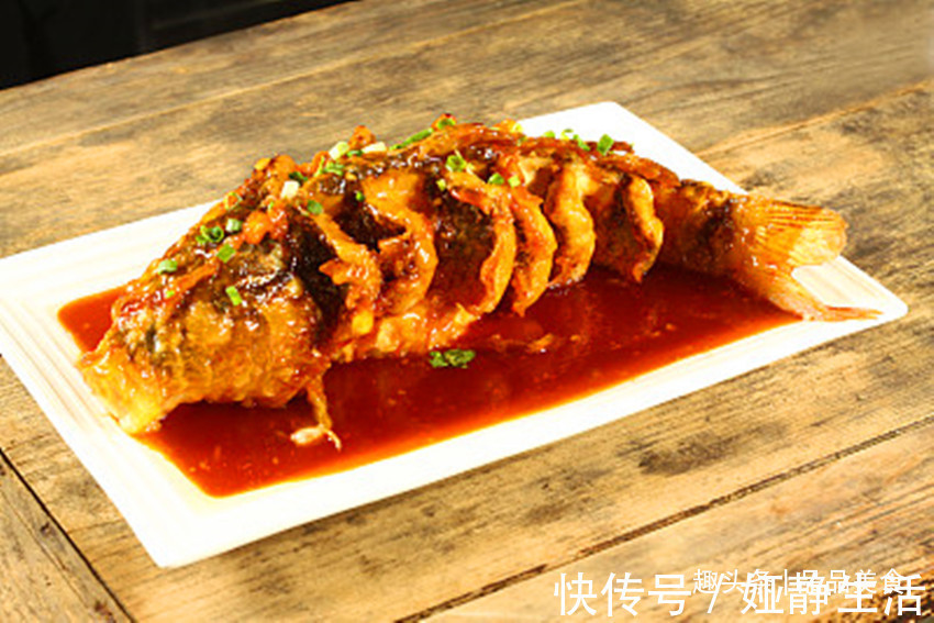 糖醋鲤鱼|美食优荐：糖醋鲤鱼，青椒肉丝，苦瓜炒鸡蛋的家常做法
