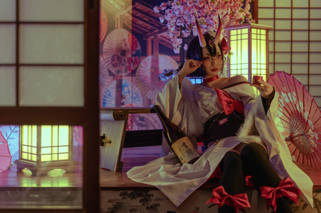 酒吞童子|Fgo酒吞童子，冬祭礼装cosplay