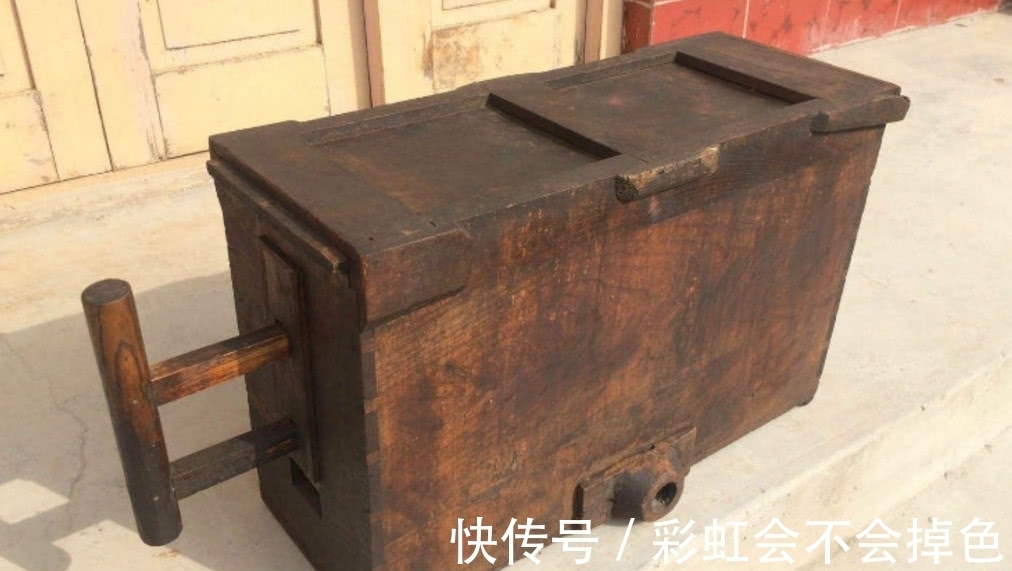 五种老物件,认识四种估计年过半百,见过吗