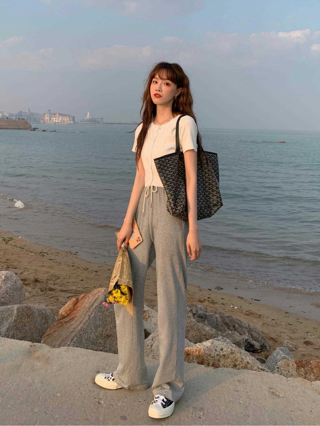 穿搭|穿来穿去,还是“裤子”更加百搭日常,这些搭配舒适又高级