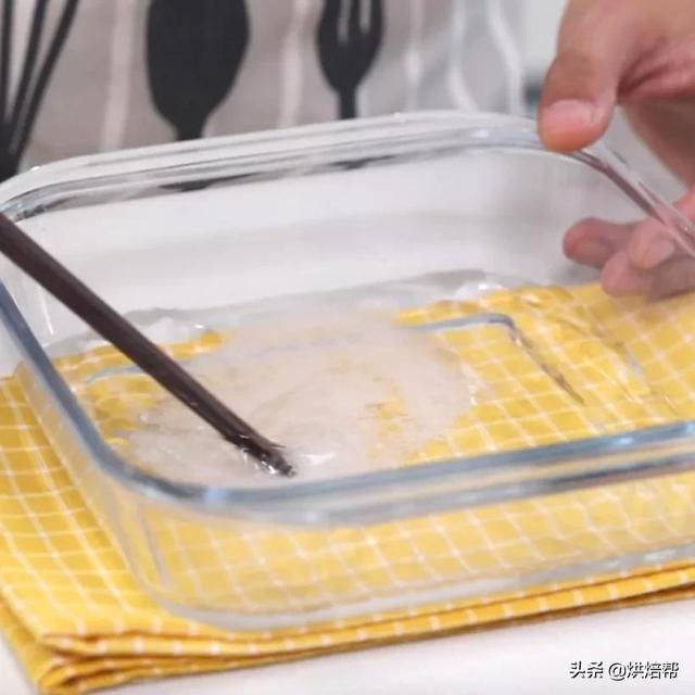 3年都没发出来的压箱底方子！不用揉面，比面包店的更蓬松有弹性