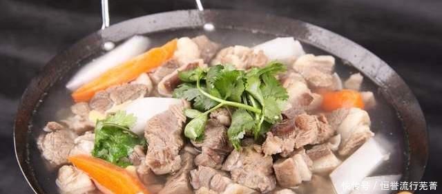 羊肉吃了几十年,才知道和它是绝配,去膻解油腻,汤鲜肉美不上火