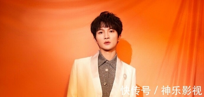 老爸|全上海都在偶遇周深,只因周深参加东方卫视中秋晚会户外节目录制