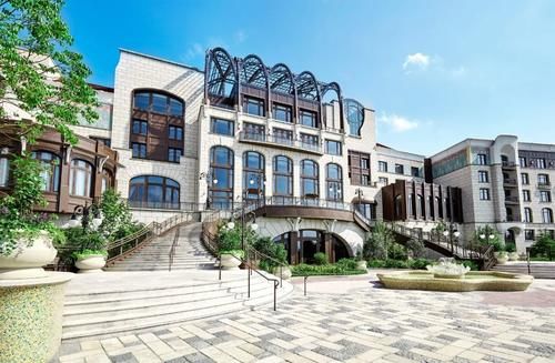 中年|999的迪士尼酒店补库存了！顺便盘点迪士尼周边怎么住？