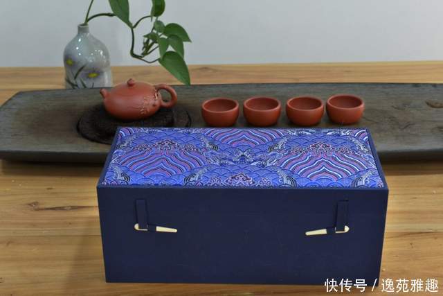 沈洁|「紫砂壶欣赏」煮一壶光阴的茶,愿你安然向暖!沈洁作品欣赏