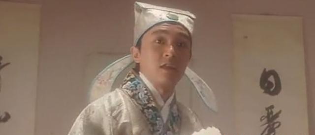 唐伯虎#女子出一上联“六木森森,松柏梧桐杨柳”,让唐伯虎很是为难!