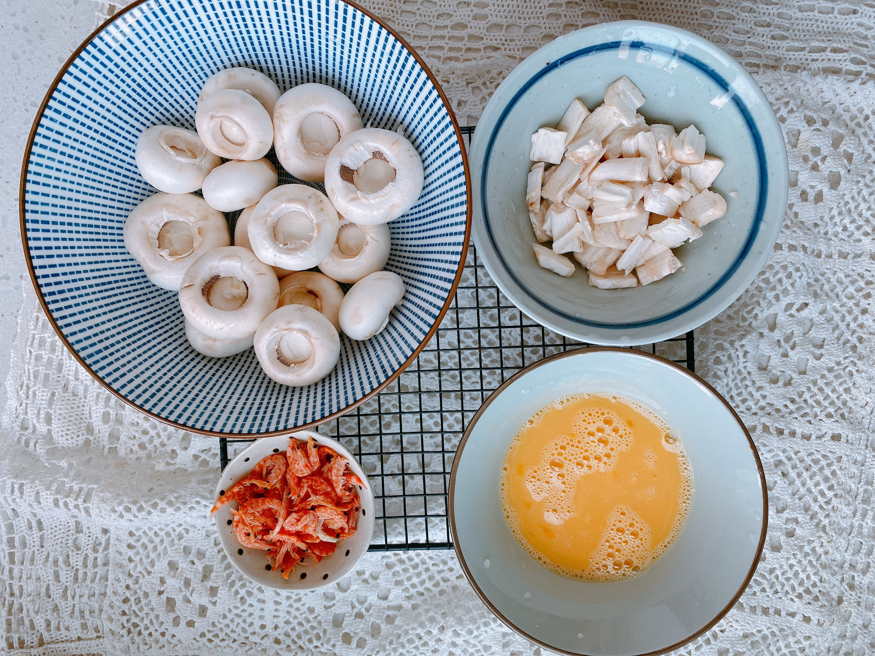 鲜掉眉毛的口蘑汤,节后刮油试试它,低脂低热量,简单易学营养好!