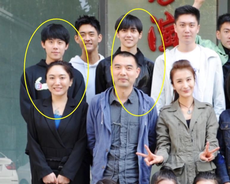 张子枫北电班级大合照，我却注意其他四位小明星，这个班藏龙卧虎