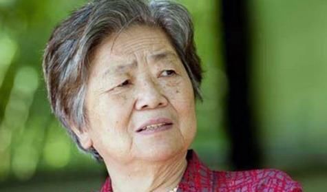 长老年斑|为什么年纪大了容易有“老年斑”?专家说:常吃2物,可及时避免