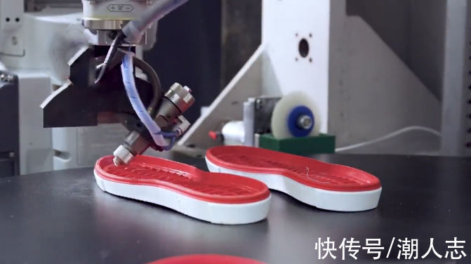 区别 几百块和上千元的球鞋,到底有啥区别?普通人该如何选择?