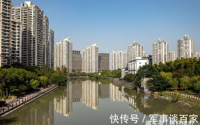 为何现在很多人从高层搬到多层?建筑学家:4点“硬伤”难以接受