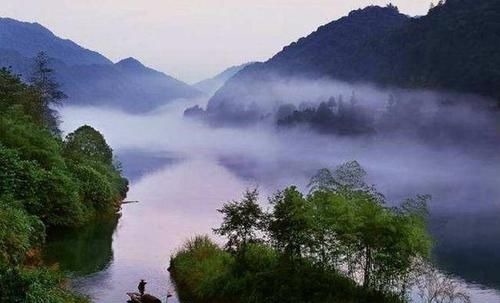 不寝#杜牧晚年一首诗,极为深刻,结尾道尽千年真理,可惜现代人听不进