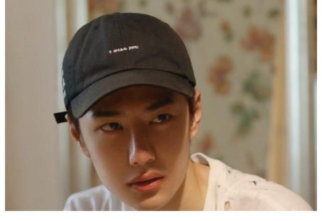 全能型|王一博登各大企业财报,全能艺人跟顶级商务价值,推动跨圈发展