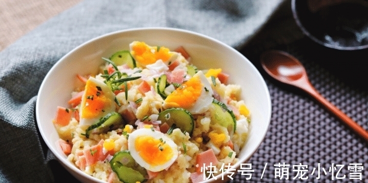 蒸土豆|外国人将它视为主食，吃一个顶10个苹果，减肥养颜，不懂吃可惜