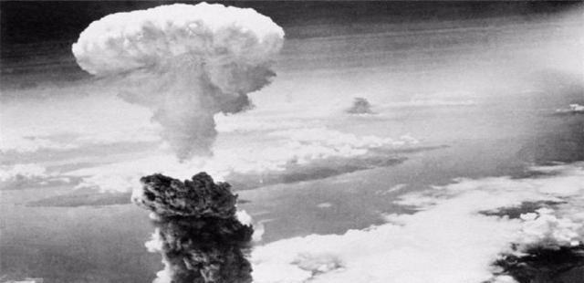 投降|东京大轰炸死伤更多，日本为何在原子弹后才投降上当受骗了