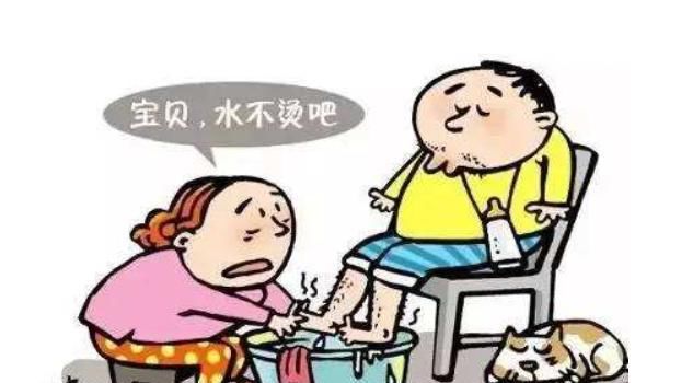 逾越|儿子18岁还和妈妈一起睡？逾越“性别”的亲情，真的可取吗？