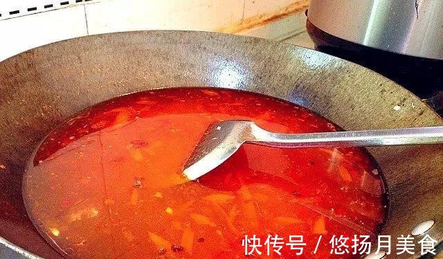 豆瓣酱|晚上来一碗水煮肉片，香辣可口，美味无比，好好过把瘾！