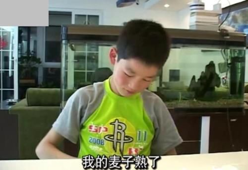 15年后《变形计》骂声一片，那些进城的农村孩子，后来怎样了？