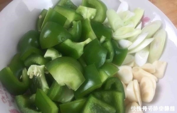 猪身上就属这地方最贵，比牛羊肉还滋补，补脾益胃，冬天要多吃