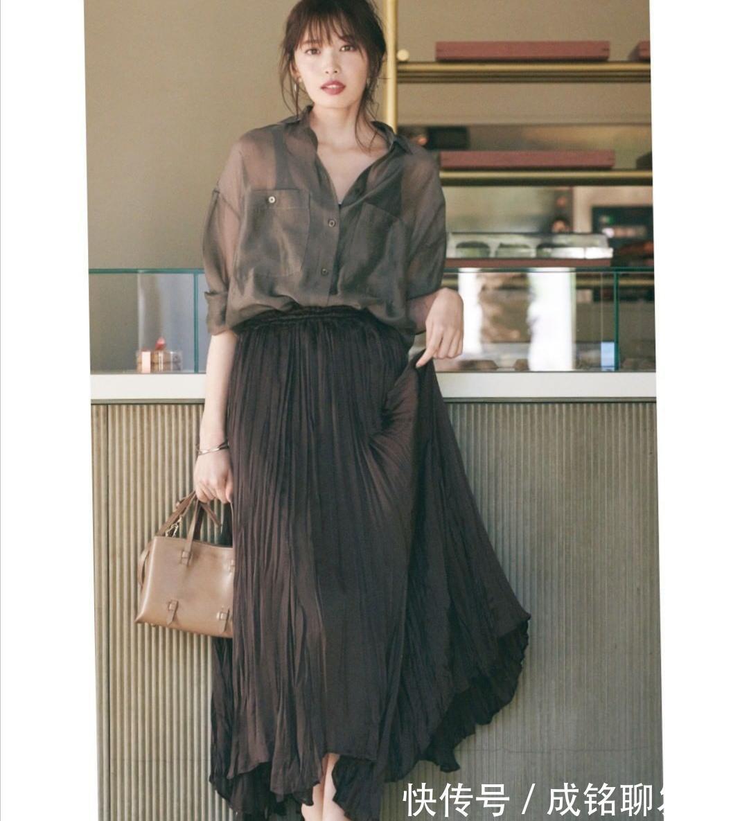 衬衫|今夏“透视衬衫”火了!轻盈舒服防晒又百搭,精致优雅吸睛又撩人