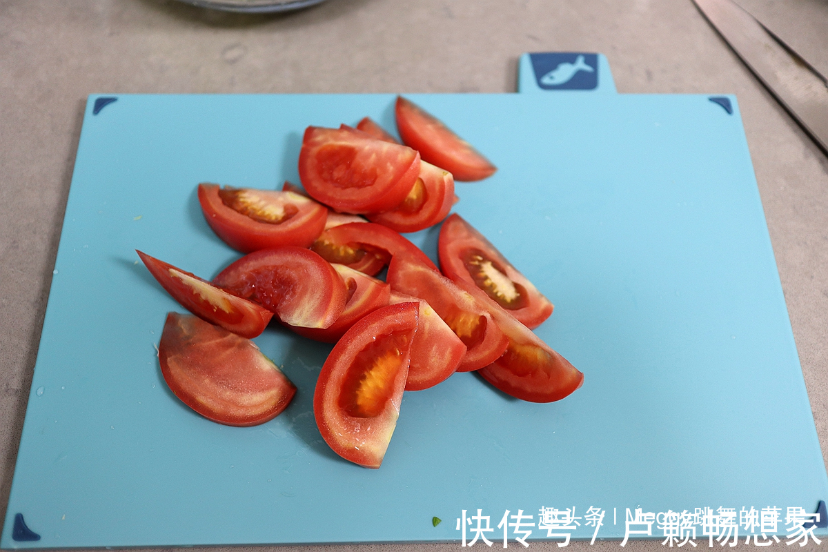 5分钟凉菜,香脆开胃,每天食用20克不显老,过30的女性要坚持