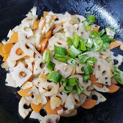 快手菜|家常快手菜小炒藕丁