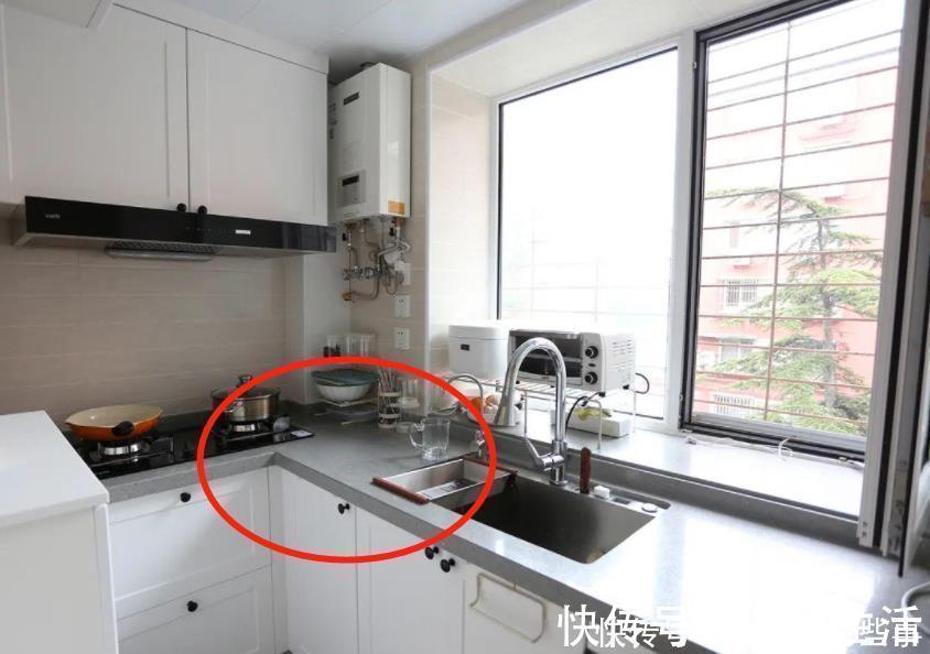 翻门|入住才知道,厨房这些设计都是“坑”,替换掉后才知道有多香