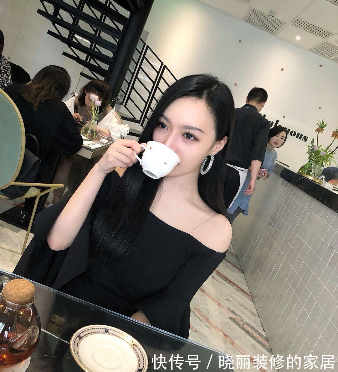 小可爱们|肩膀好看的女生多穿一字肩连衣裙,精致时髦显高级,秒变撩人女神