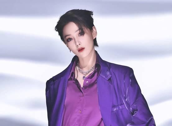 不出意外这节目是凉了,如果还有下一季,建议改名《追光吧姐姐》