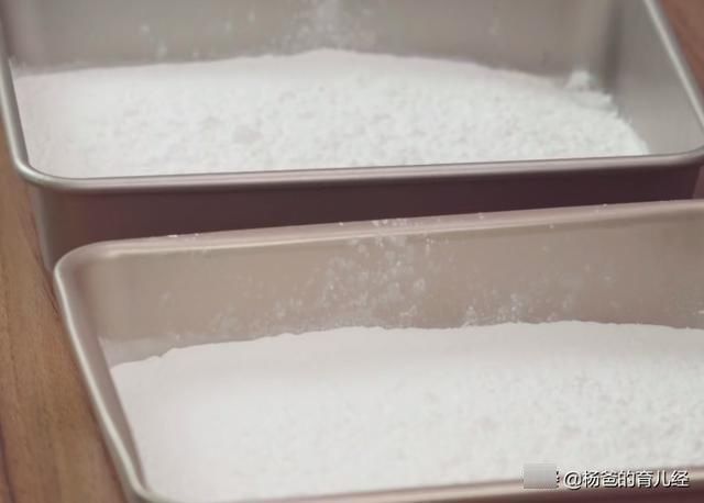 分享一款孩子爱吃的红豆松糕,香甜味美,松软营养,好吃又解馋