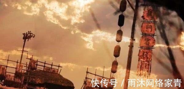 官营@古代客栈,现代酒店,为何都放一把椅子在床尾?真相妙不可言