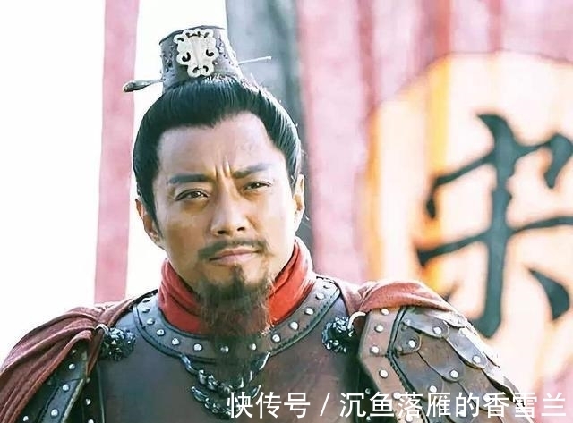 晁盖#水浒里宋江对四个人说过让位，没一个敢接，唯一敢接的他又不敢让