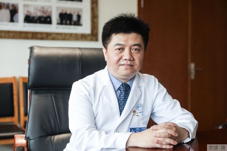 麻醉科|确保每年1.8万例心胸手术麻醉安全和质量，吴镜湘：无影灯下的“幕后英雄”