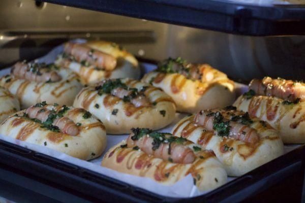 沙拉酱|这是我吃过全宇宙最好吃的肠仔包