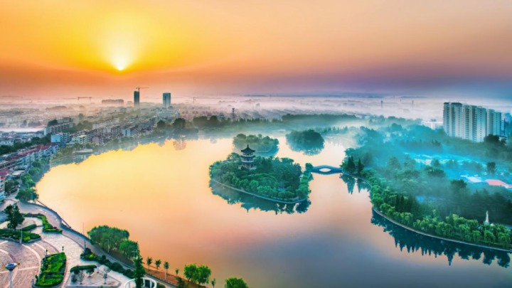 难忘今宵 山东元素闪耀牛年春晚 新的一年,山东“牛起来”青岛“墨小牛”