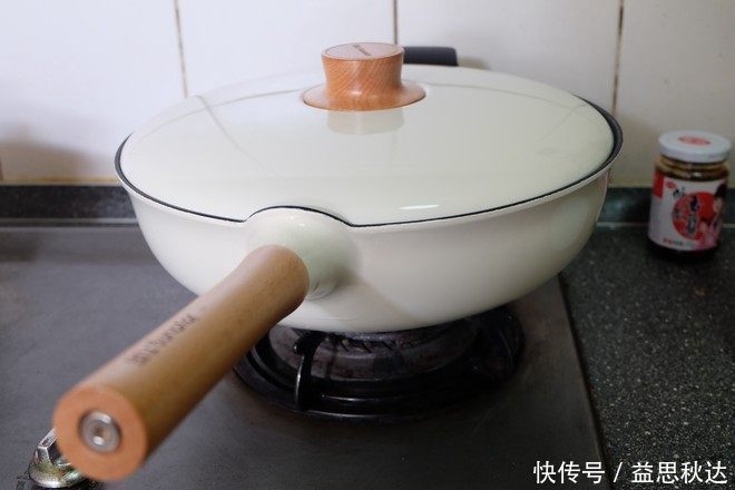 奥尔良|豆腐这做法简直绝了!无比下饭的家常菜,好吃到停不下来
