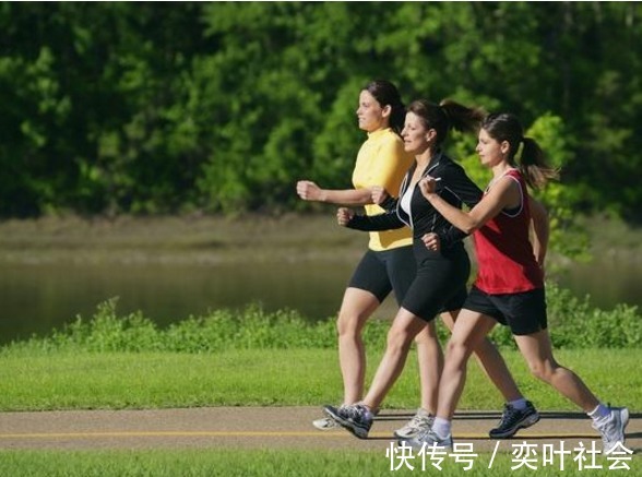 胆固醇|血管''堵''的人,少碰2黄,多做4事,坚持1月,胜吃溶栓药