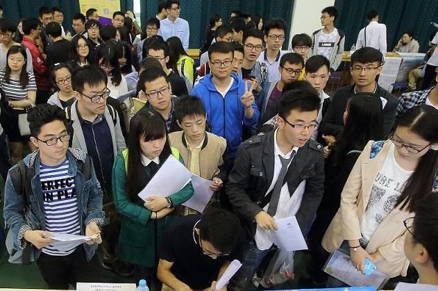 学历|教育部发通知，学历歧视或将不存在，学生拍手叫好