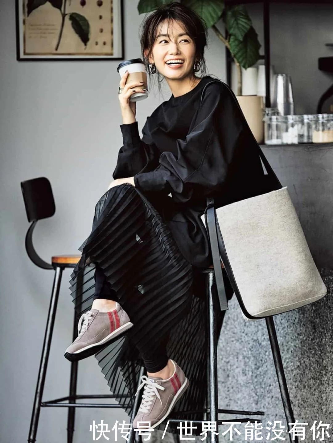 示范|分享一组好看的日系休闲穿搭,照搬就可以了,减龄又时尚