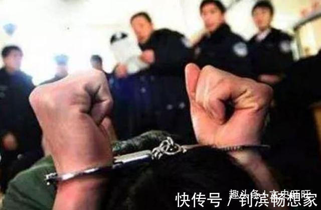 天佑&杀人后遁入空门成高僧,拍照从不露正脸,潜逃16年后才被捕获